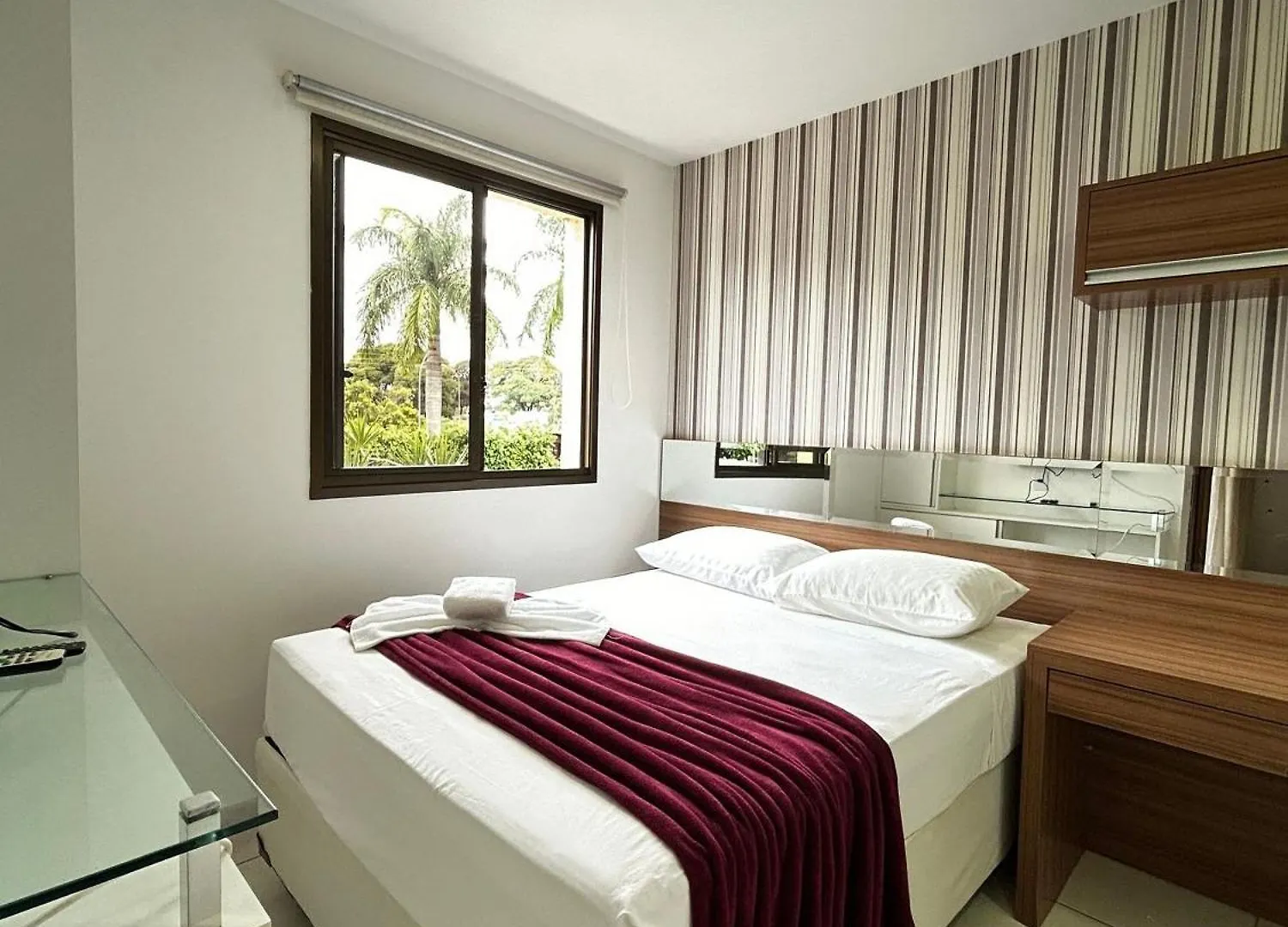 Apartment Life 209 Apto Em Resort Beira Lago Com Tv Smart Brasilia Brazil
