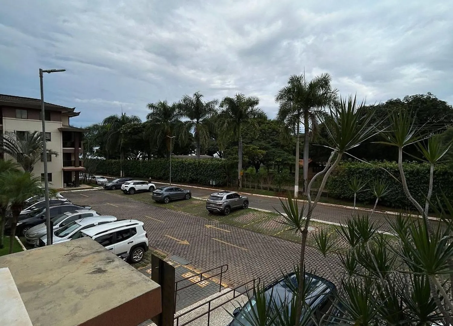 Apartment Life 209 Apto Em Resort Beira Lago Com Tv Smart Brasilia